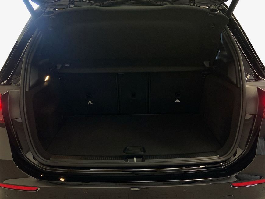 Mercedes-Benz B 180 2025