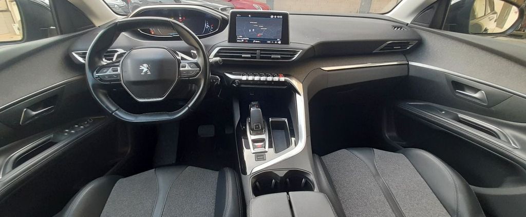 Peugeot 5008 2019