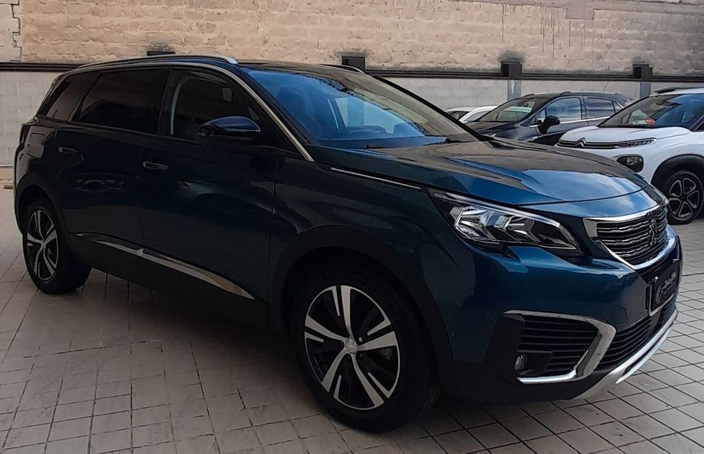 Peugeot 5008 2019