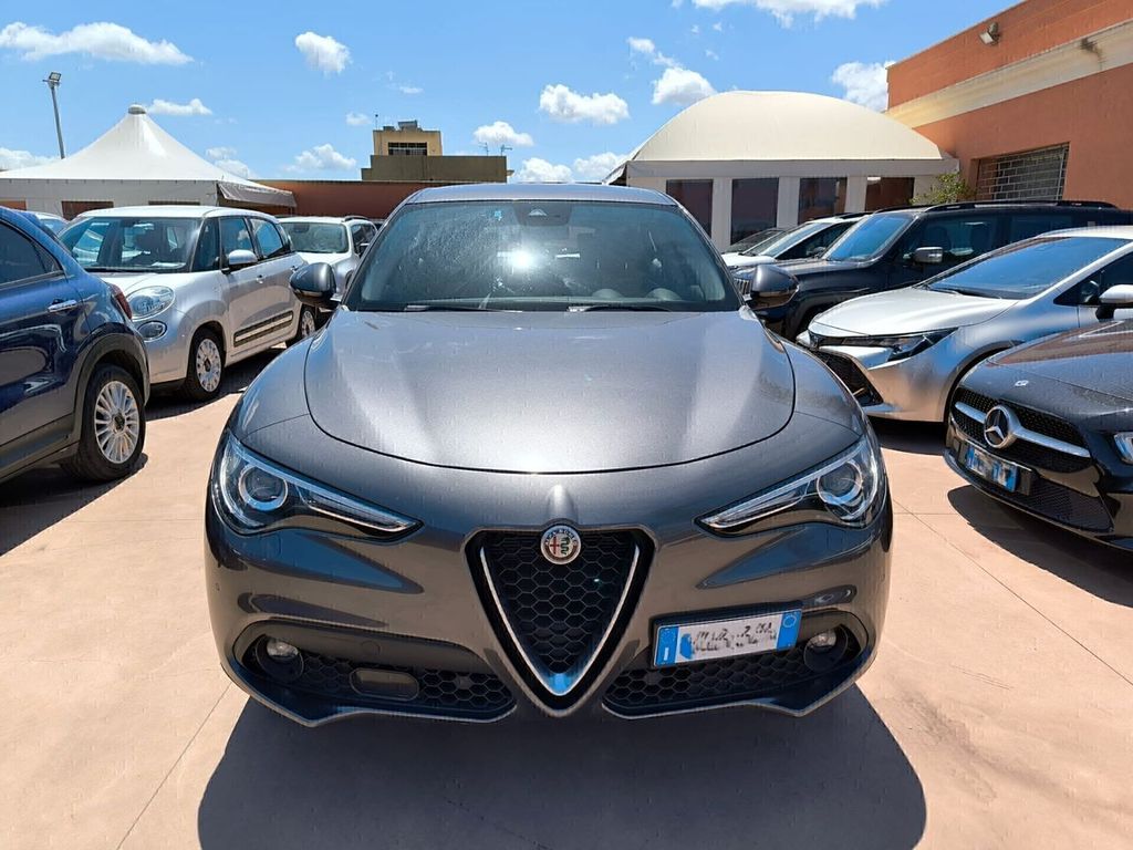 Alfa Romeo Stelvio 2021