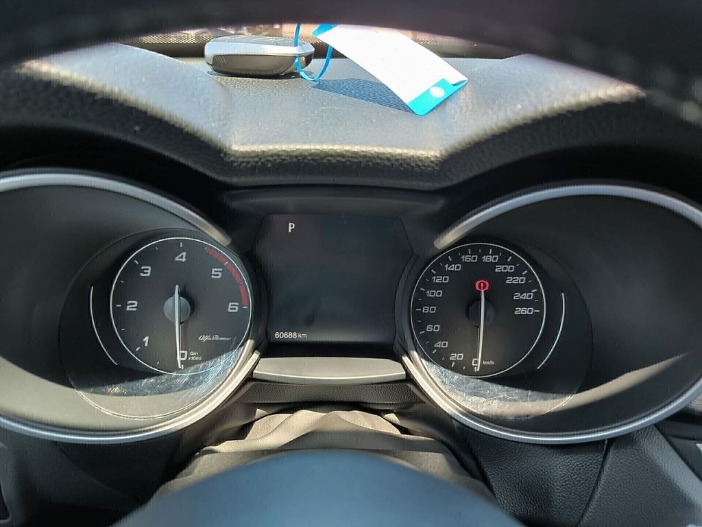 Alfa Romeo Stelvio 2021