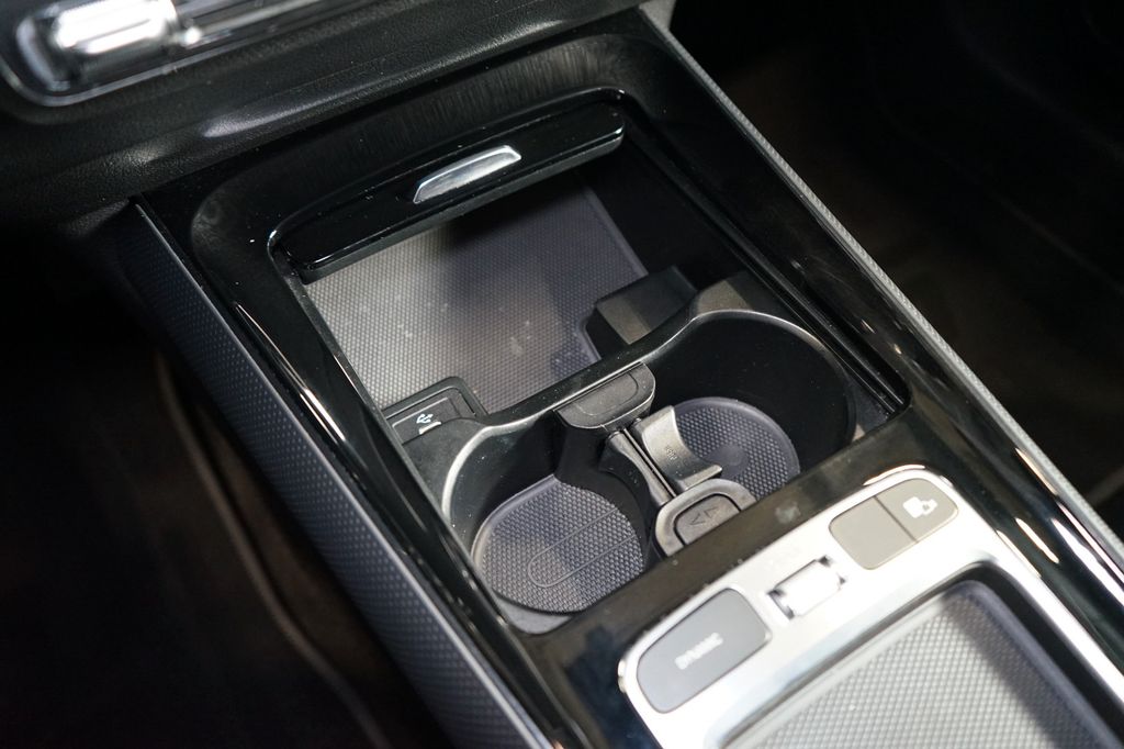 Mercedes-Benz GLA 180 2023