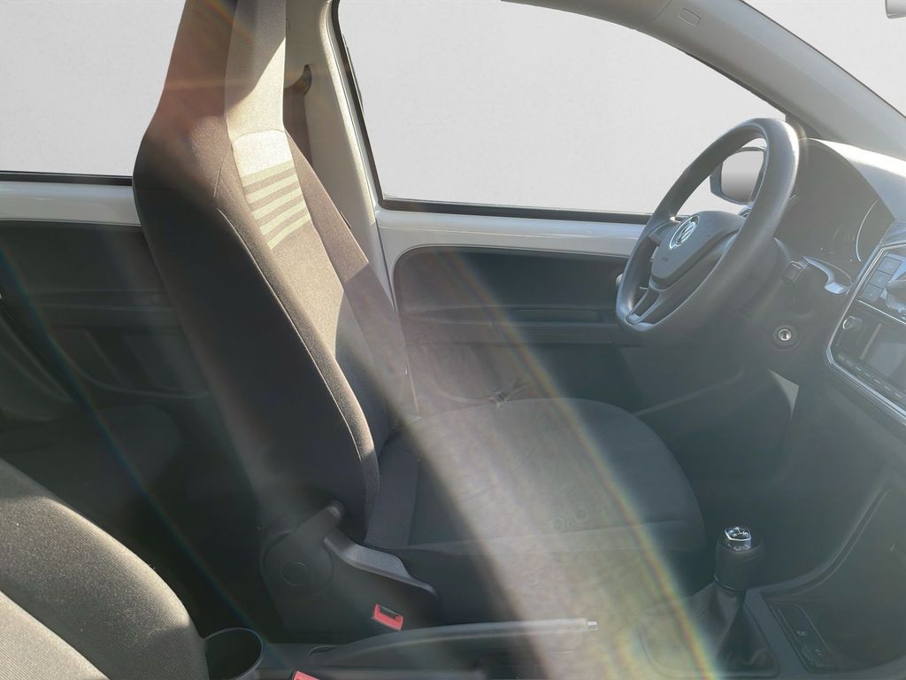 Volkswagen up! 2021
