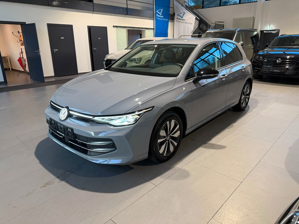 Volkswagen Golf 2025