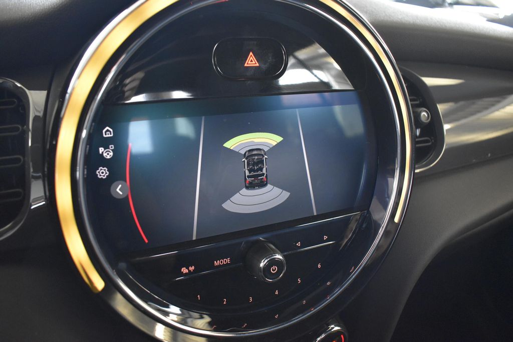 MINI Cooper Cabrio 2021