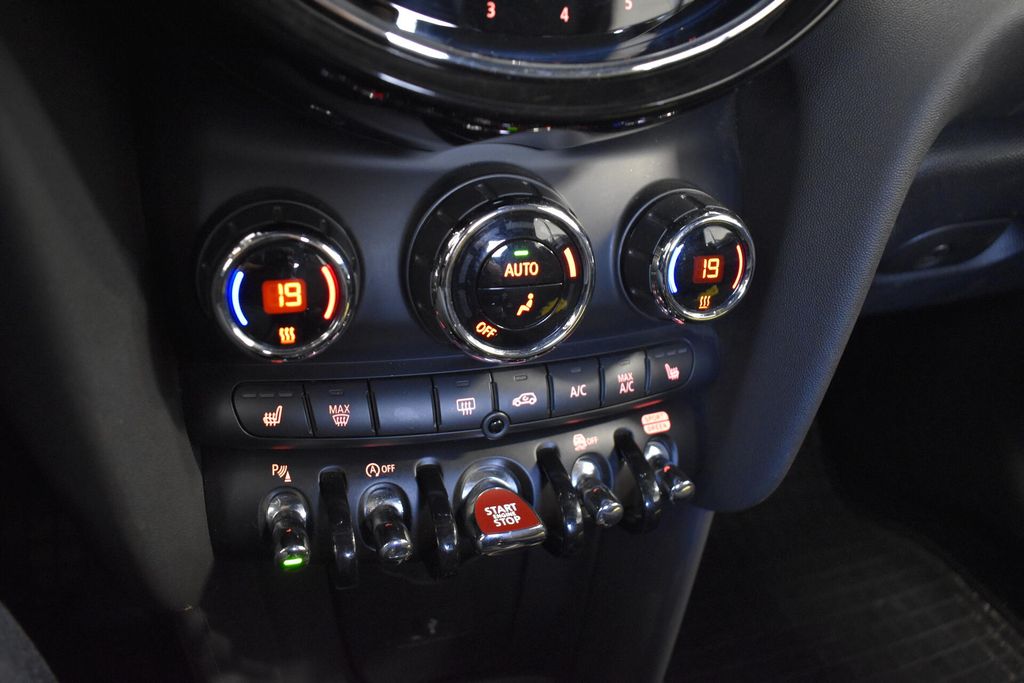 MINI Cooper Cabrio 2021