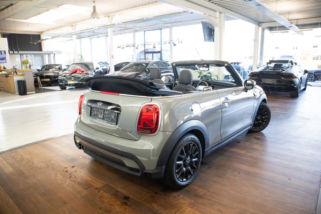 MINI Cooper Cabrio 2021
