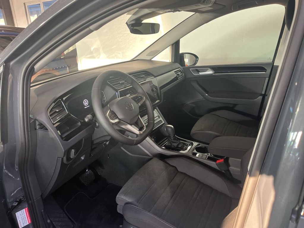 Volkswagen Touran 2024