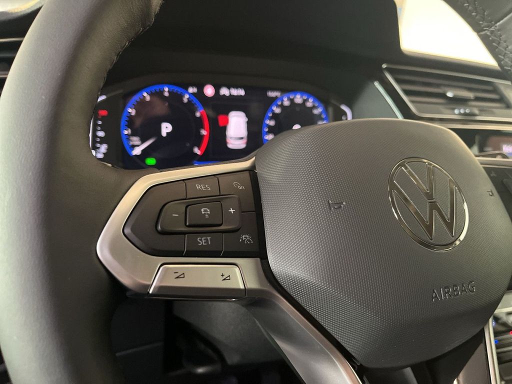 Volkswagen Touran 2024
