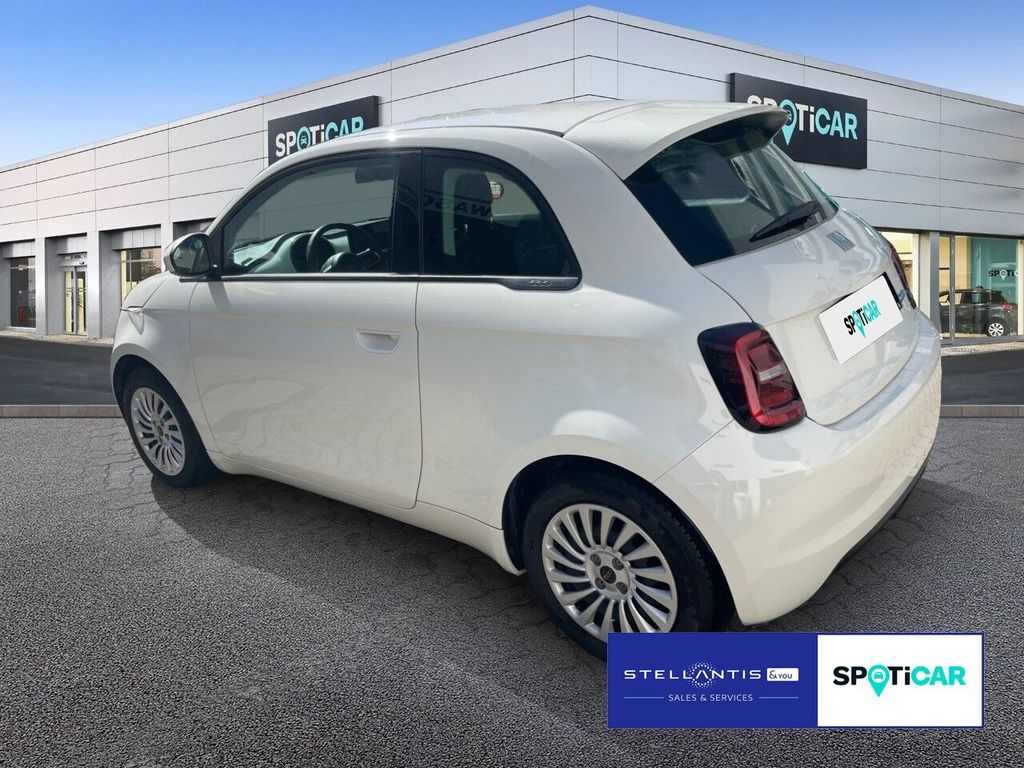 Fiat 500e 2023