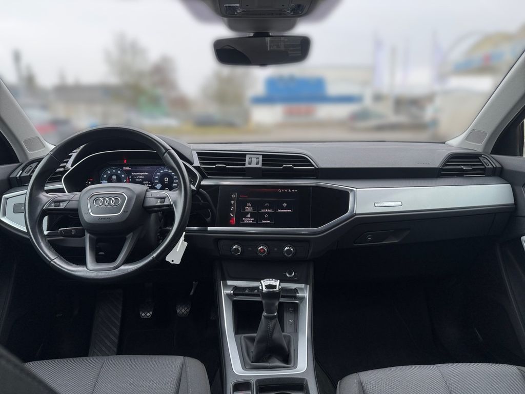 Audi Q3 2021