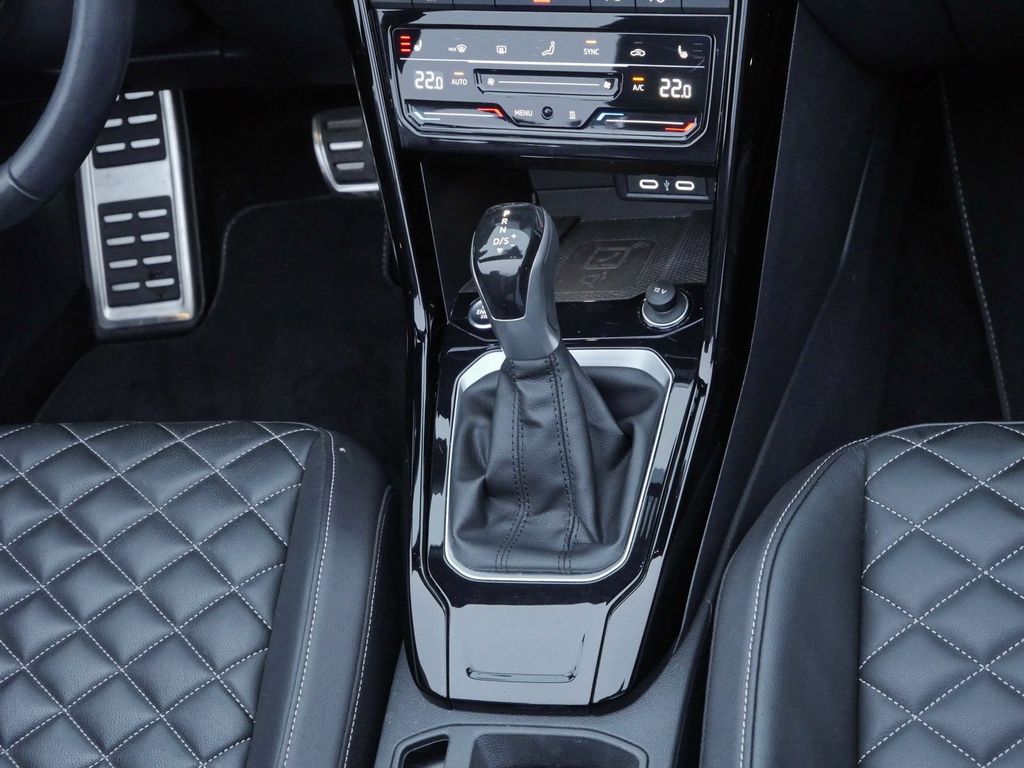 Volkswagen T-Roc 2023