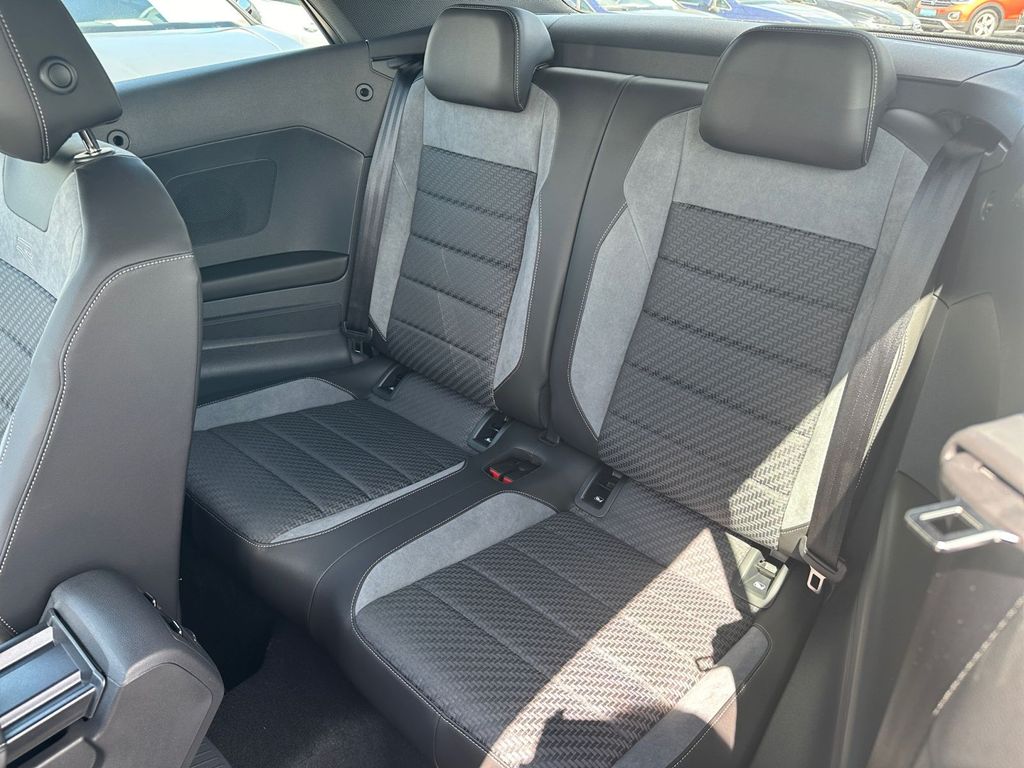 Volkswagen T-Roc 2025