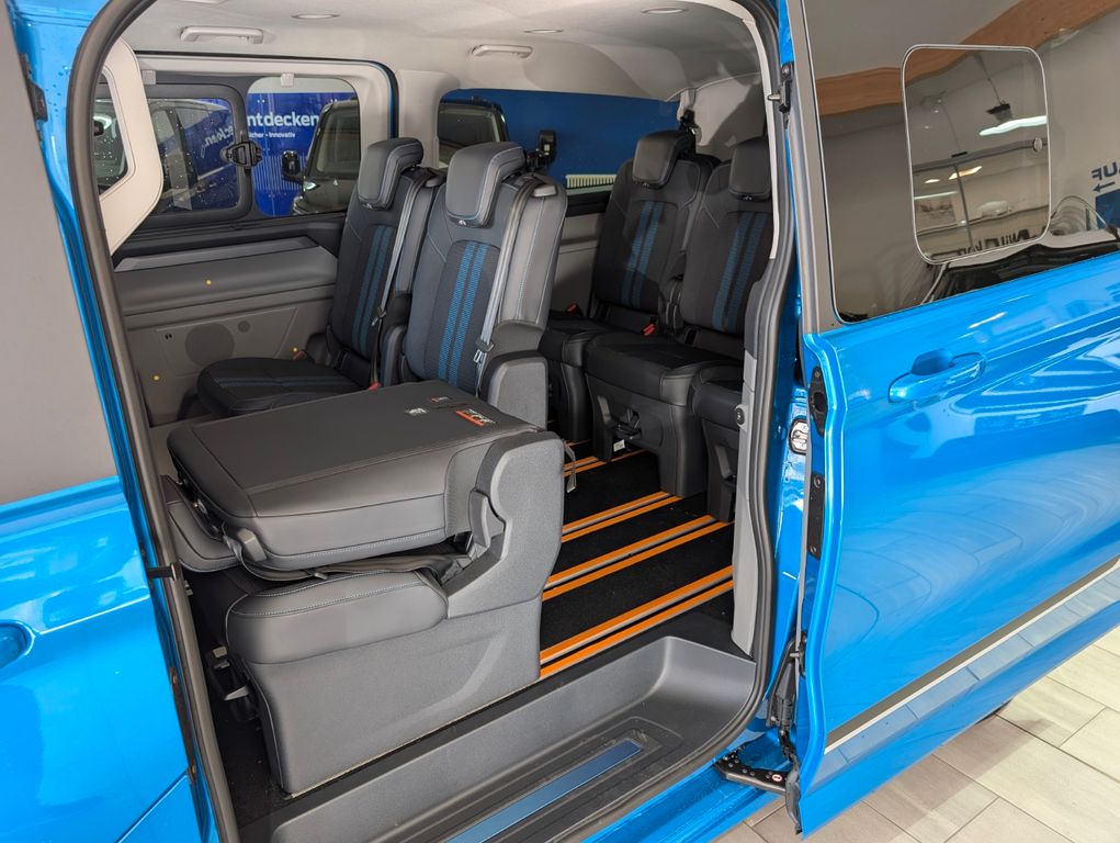 Ford Tourneo Custom 2025