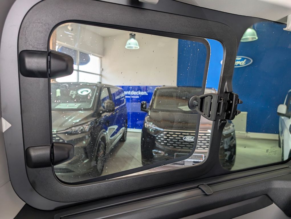 Ford Tourneo Custom 2025