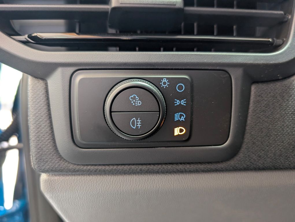 Ford Tourneo Custom 2025