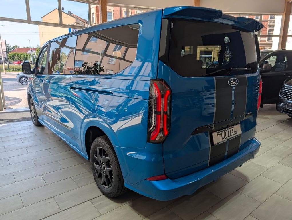 Ford Tourneo Custom 2025