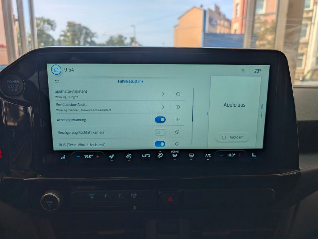 Ford Tourneo Custom 2025