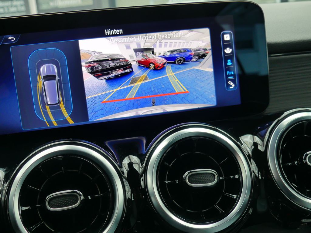 Mercedes-Benz GLB 180 2025