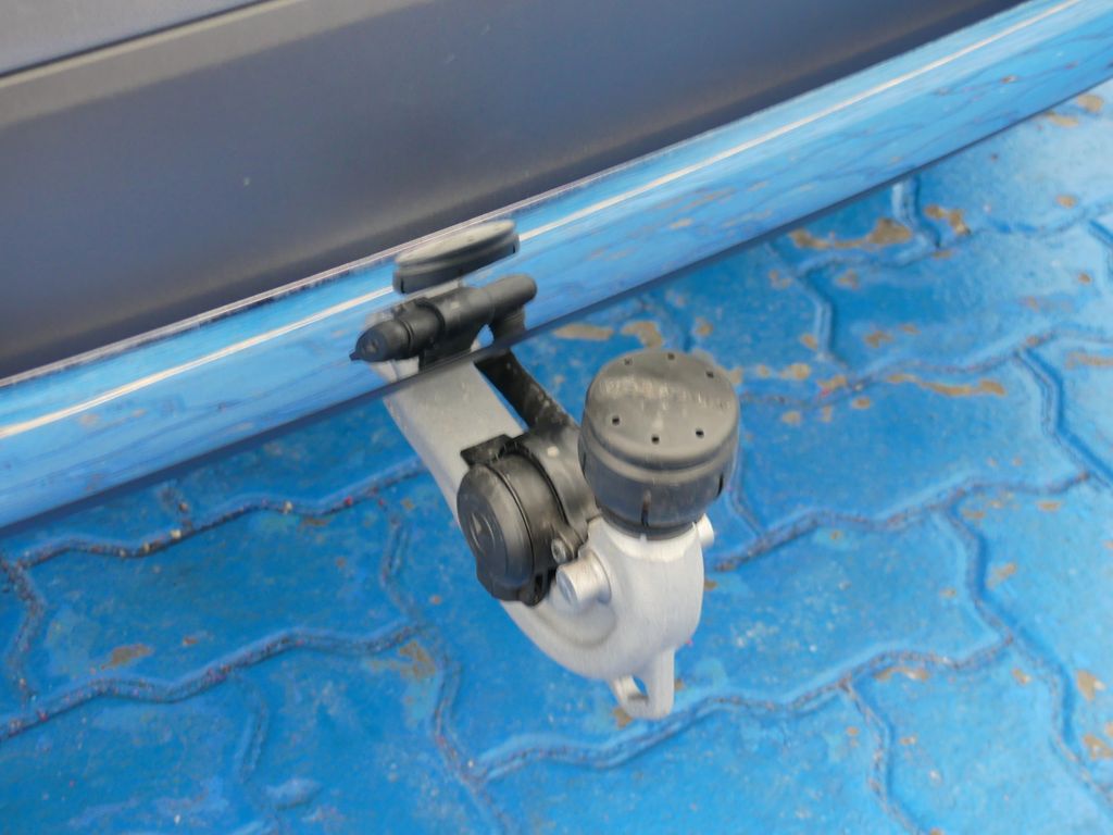 Mercedes-Benz GLB 180 2025