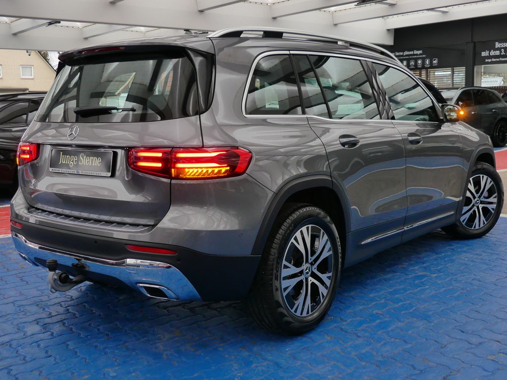 Mercedes-Benz GLB 180 2025