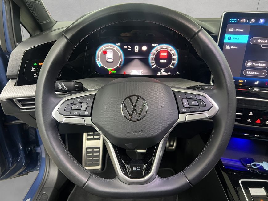 Volkswagen Golf 2025