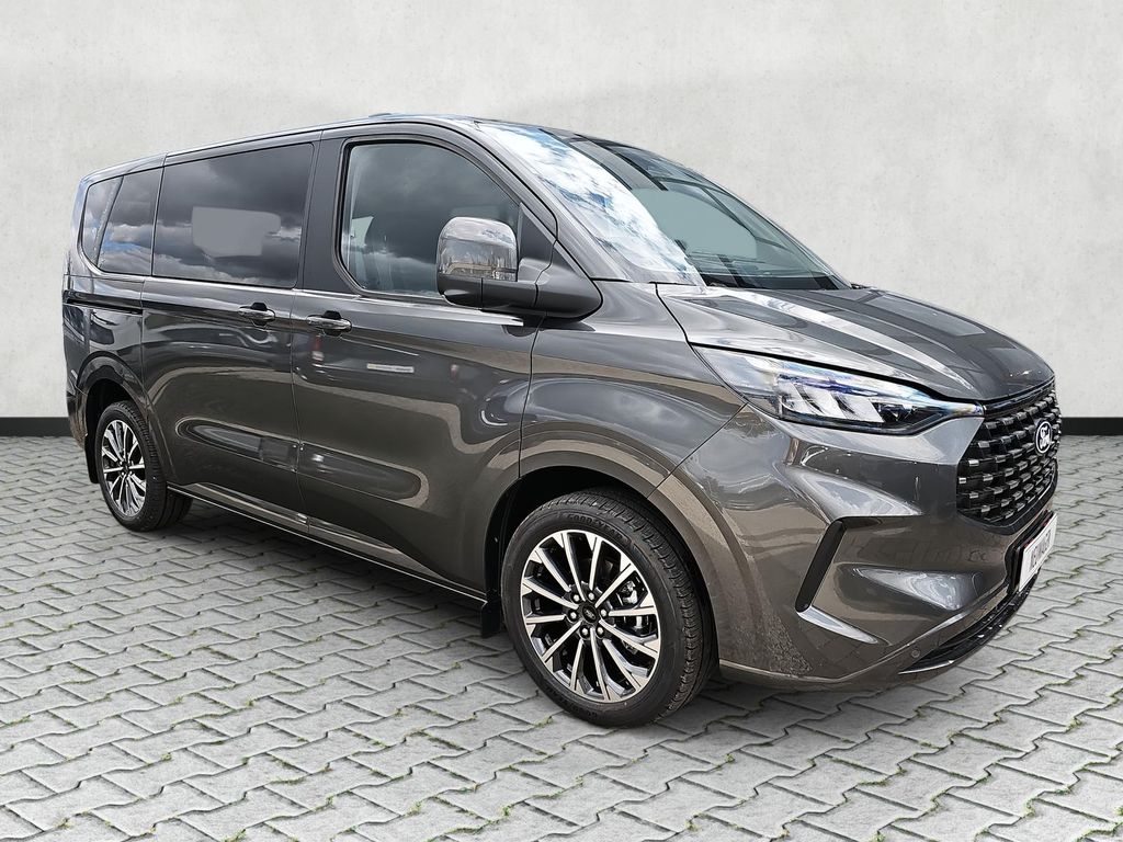 Ford Tourneo Custom 2025