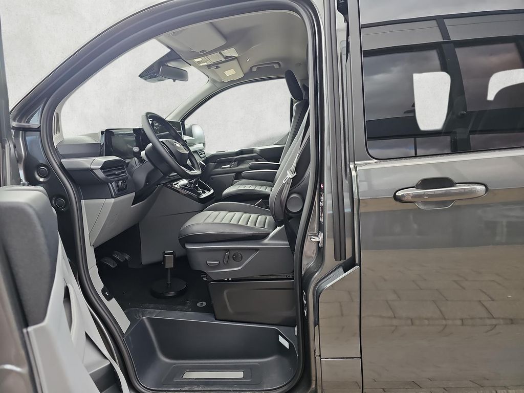 Ford Tourneo Custom 2025