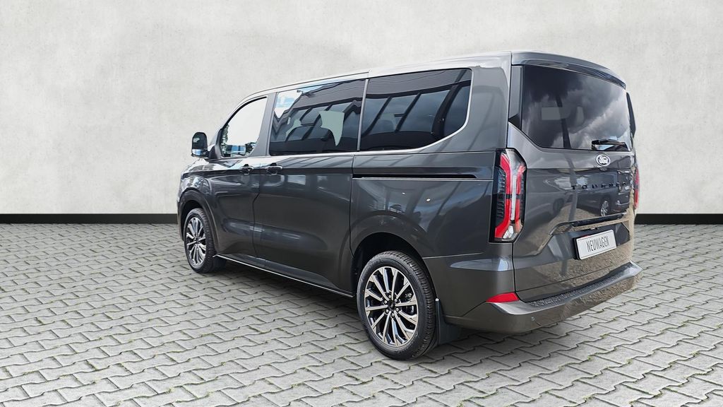 Ford Tourneo Custom 2025