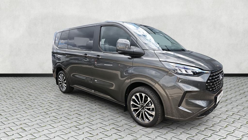 Ford Tourneo Custom 2025