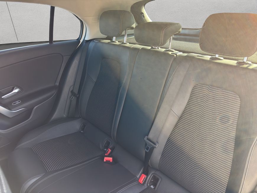 Mercedes-Benz A 250 2021