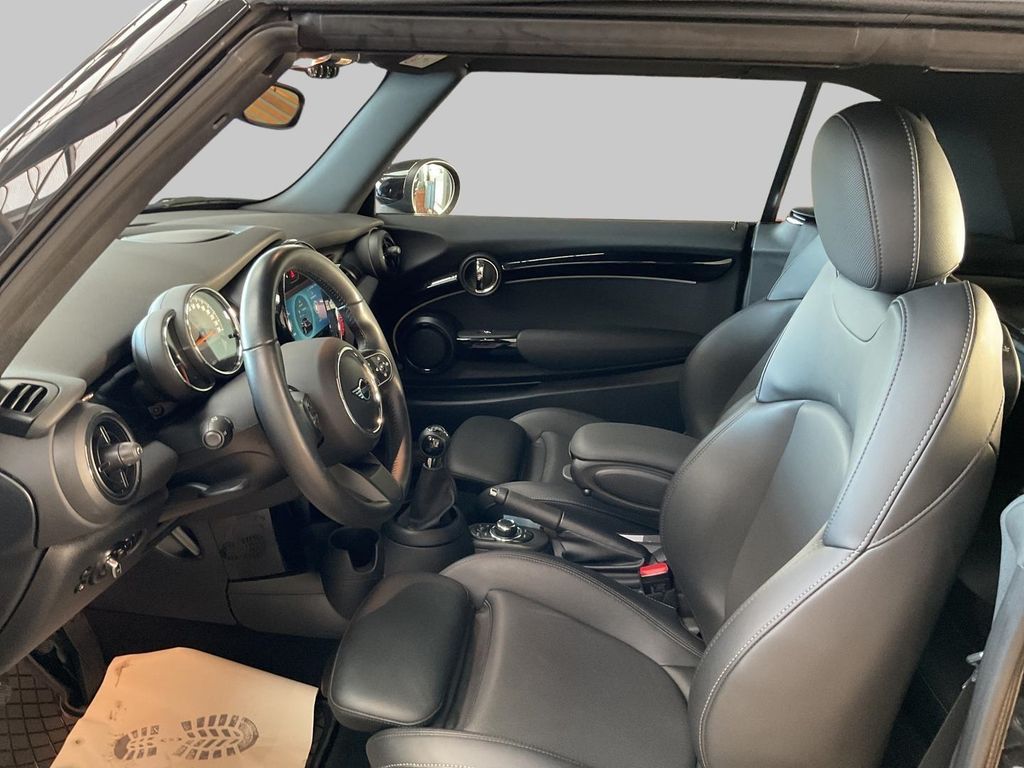 MINI One Cabrio 2022