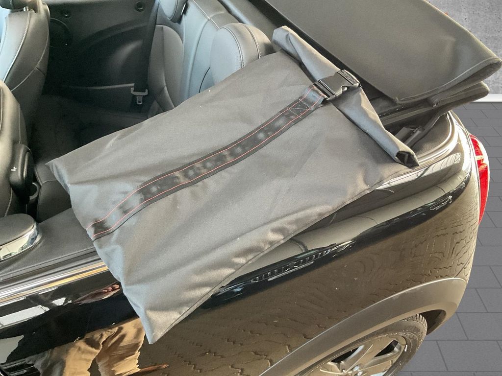 MINI One Cabrio 2022