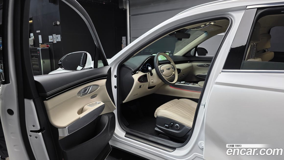 Genesis GV70 2024