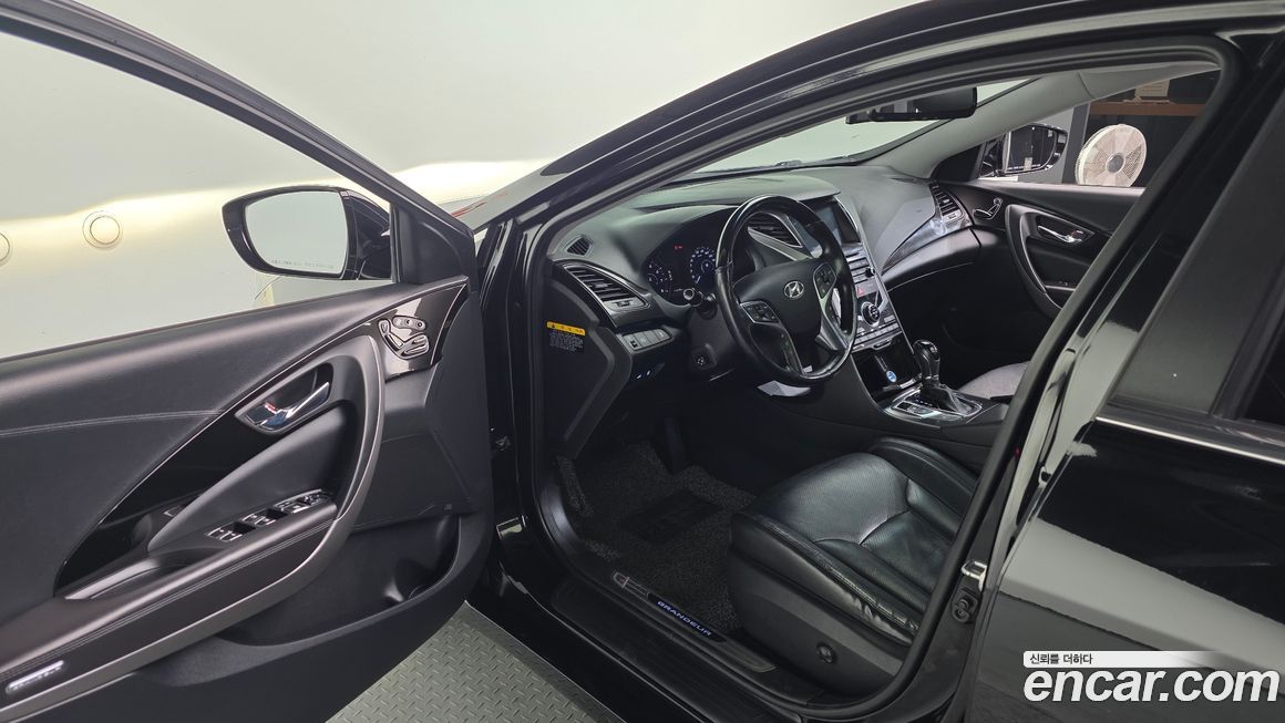 Hyundai Grandeur 2015