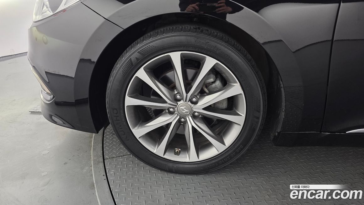 Hyundai Grandeur 2015