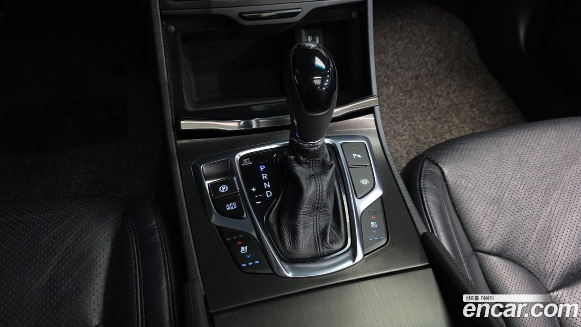 Hyundai Grandeur 2015