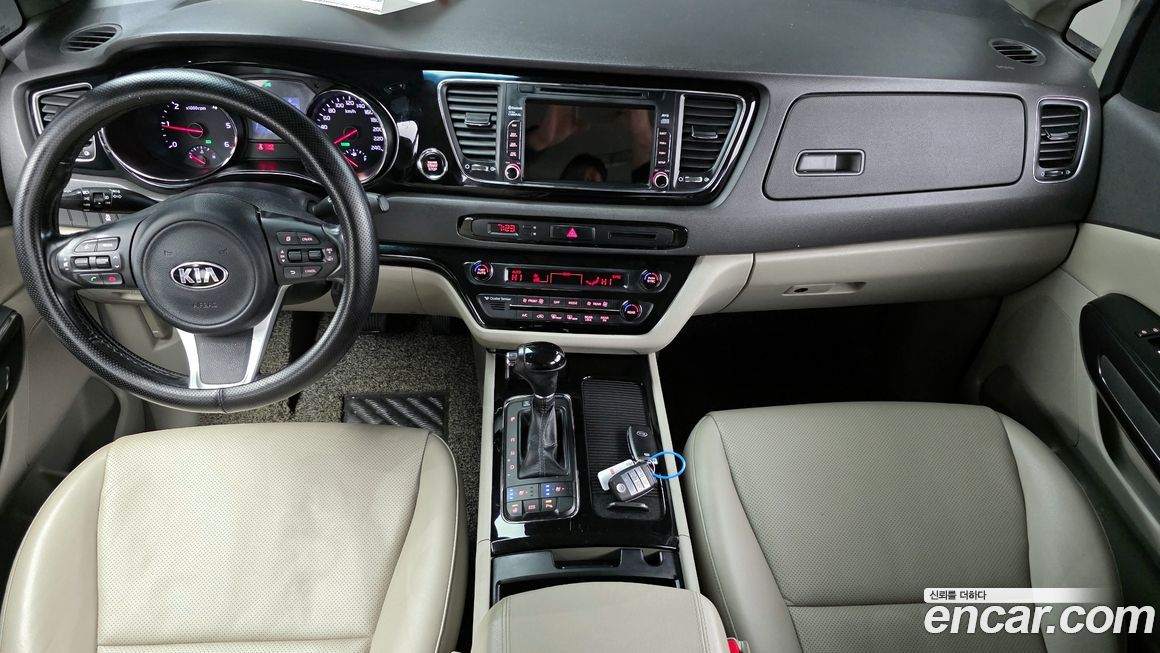 Kia Canival 2016