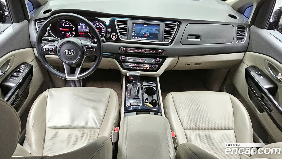 Kia Canival 2017