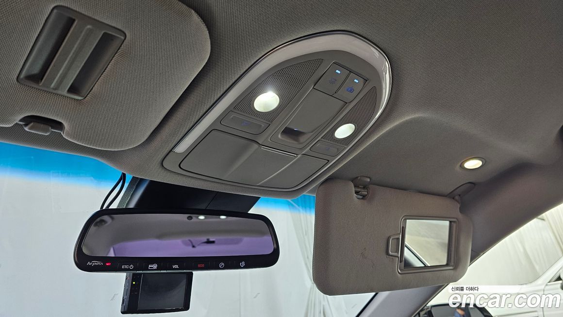 Hyundai Genesis 2016