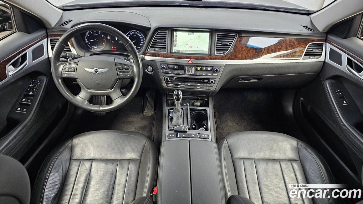 Hyundai Genesis 2016