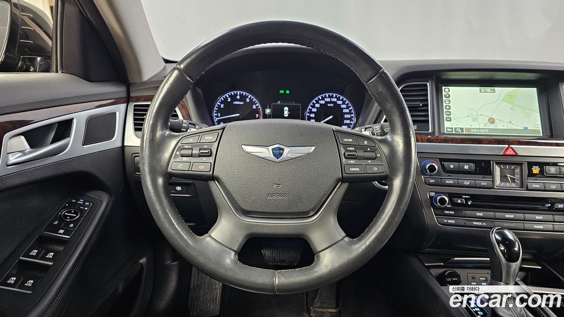 Hyundai Genesis 2016