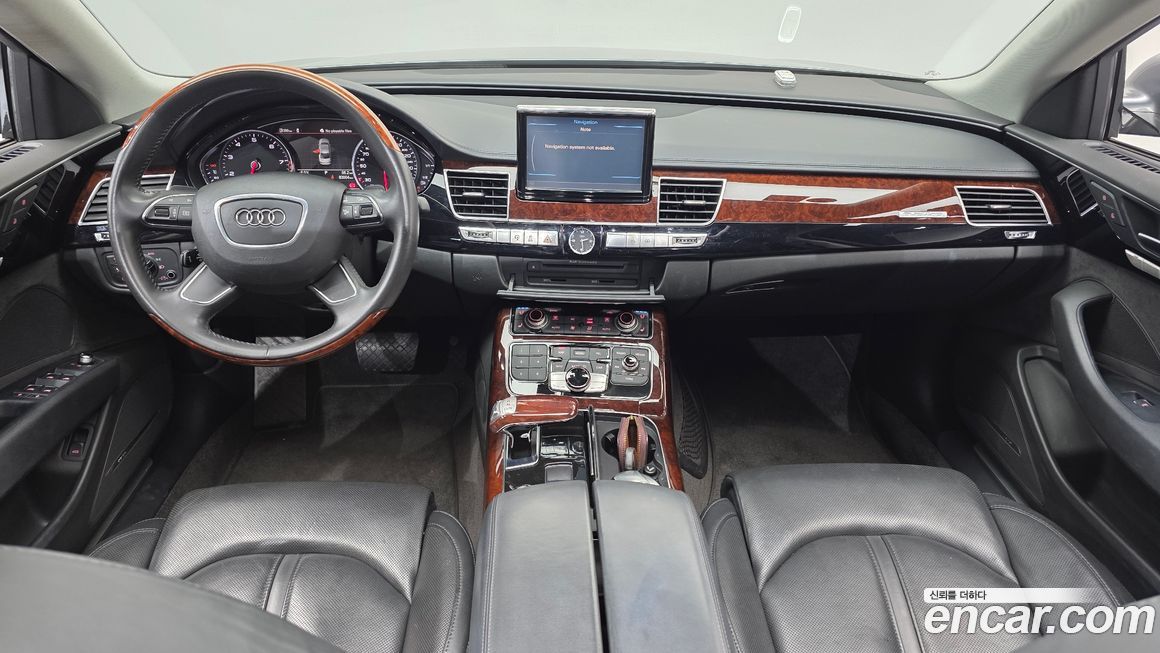 Audi A8 2011