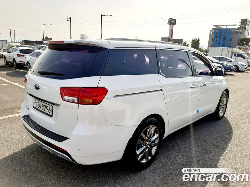 Kia Canival 2016