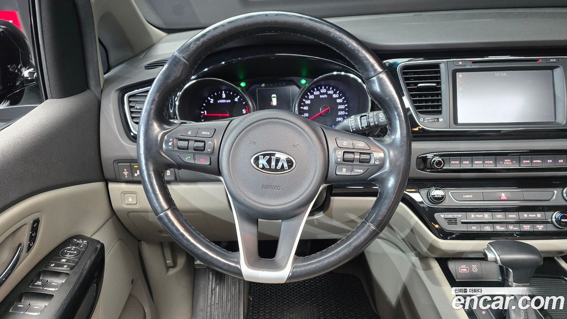 Kia Canival 2017