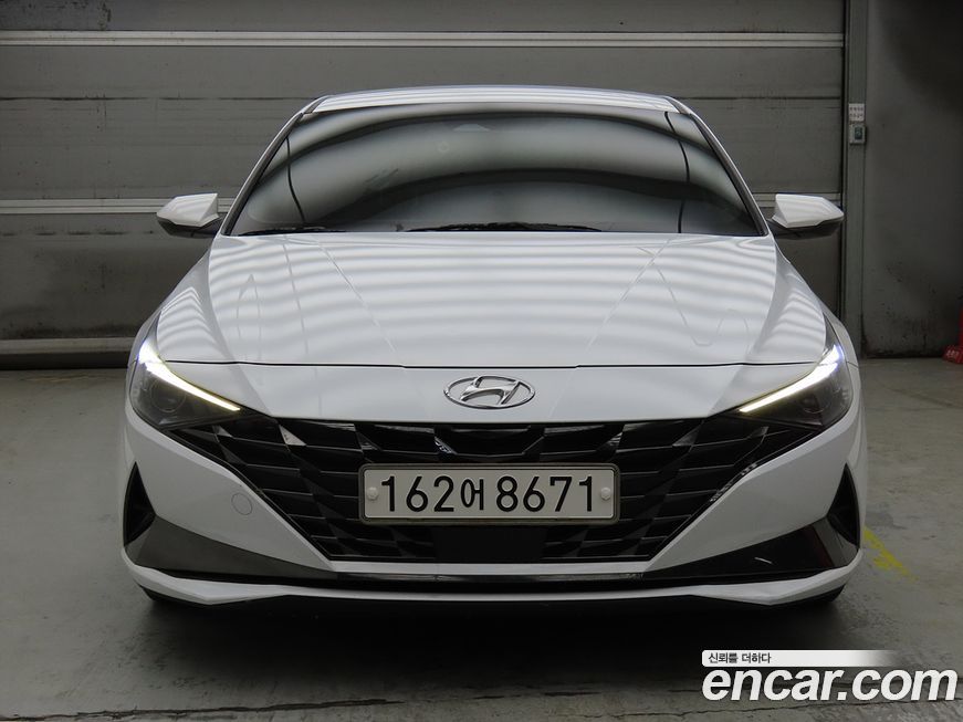 Hyundai AVANTE 2021