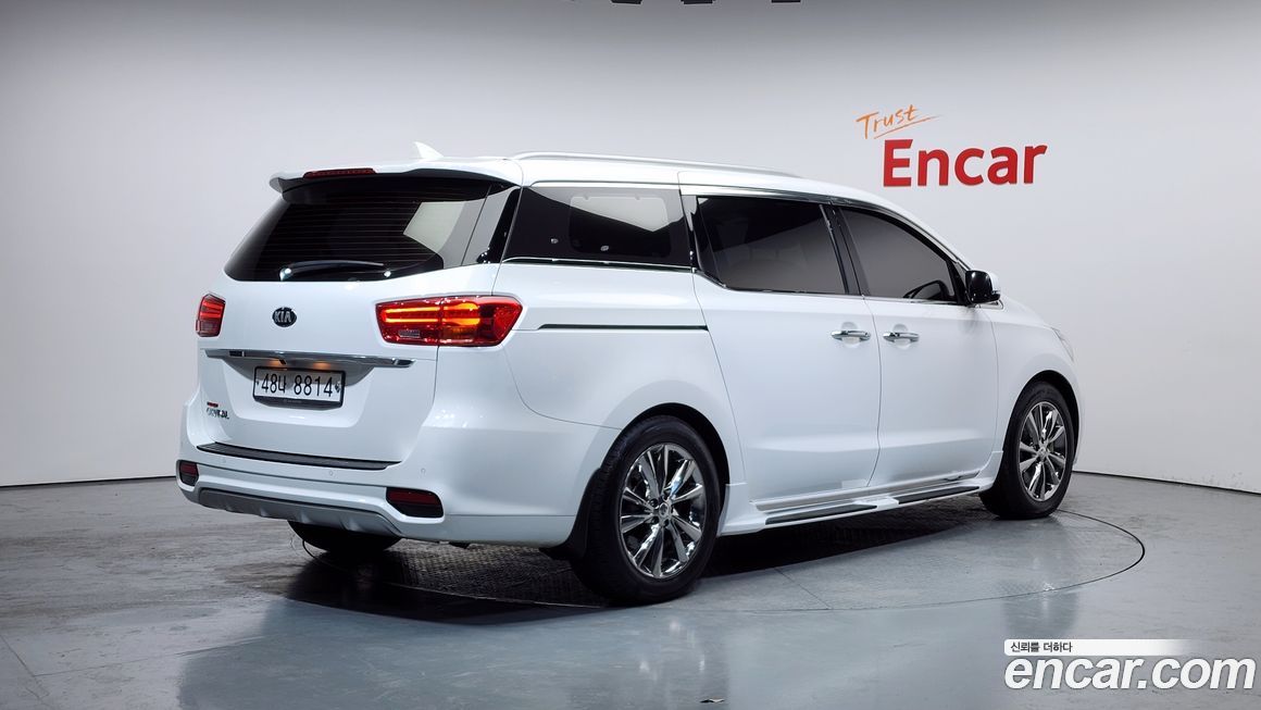 Kia Canival 2019