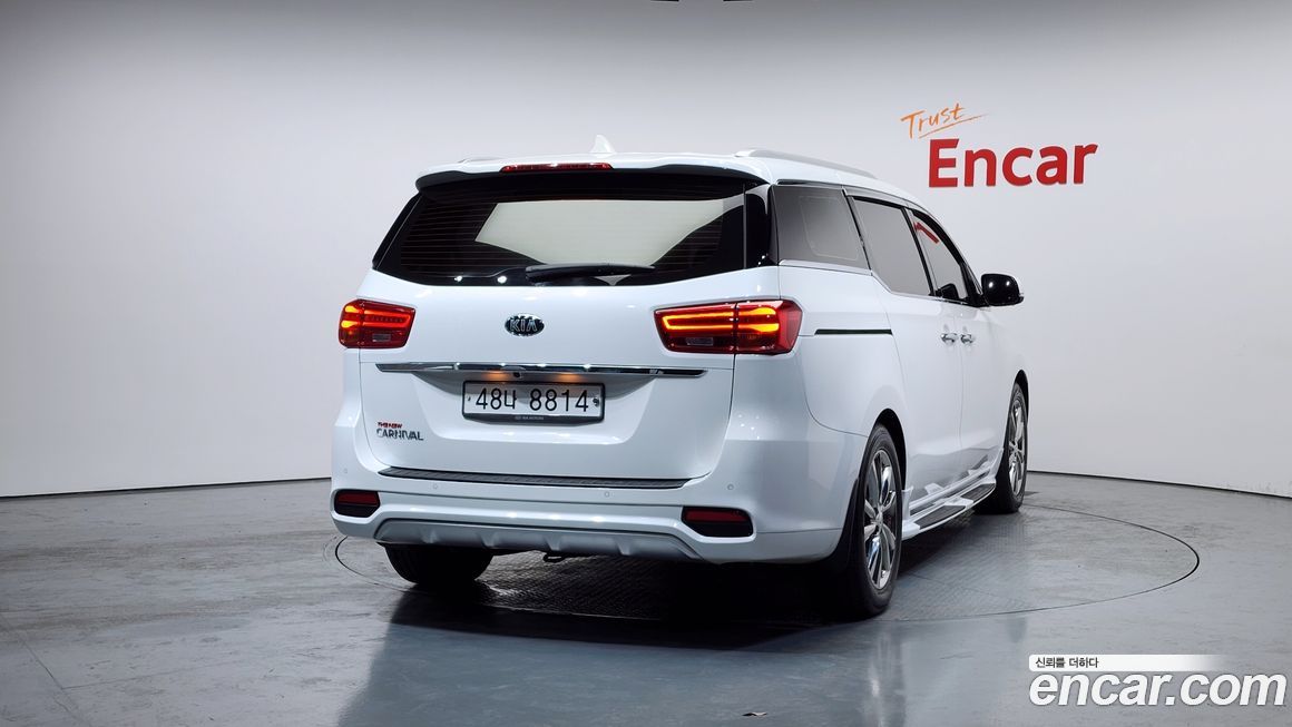 Kia Canival 2019