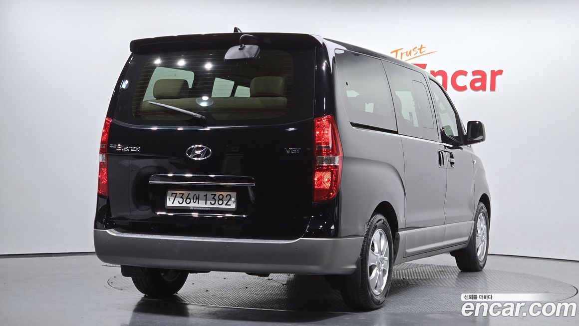 Hyundai Starex 2021