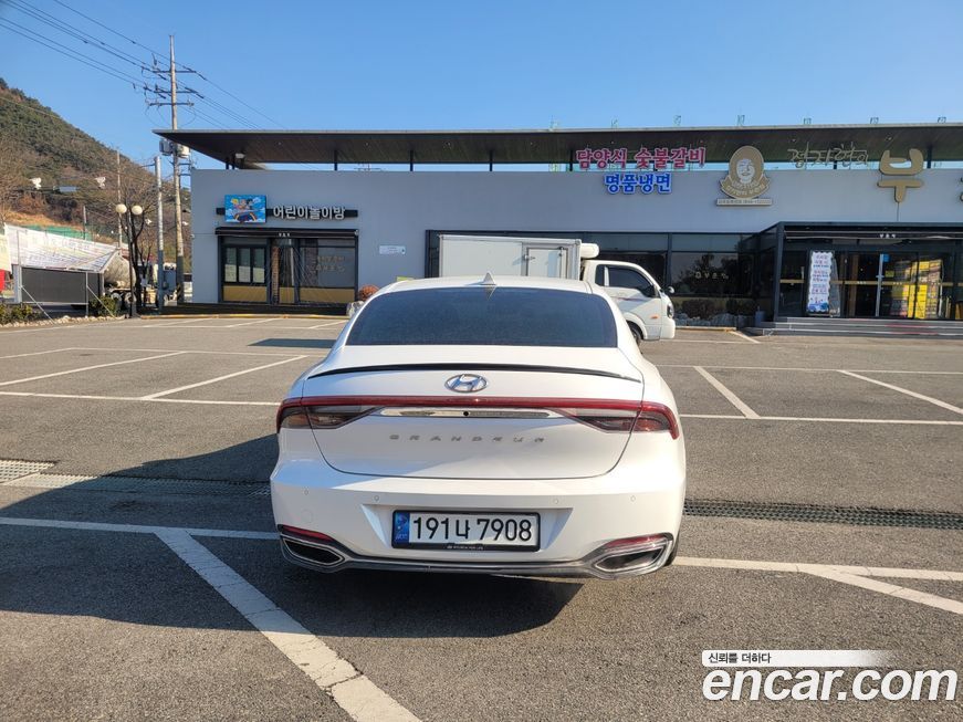 Hyundai Grandeur 2022
